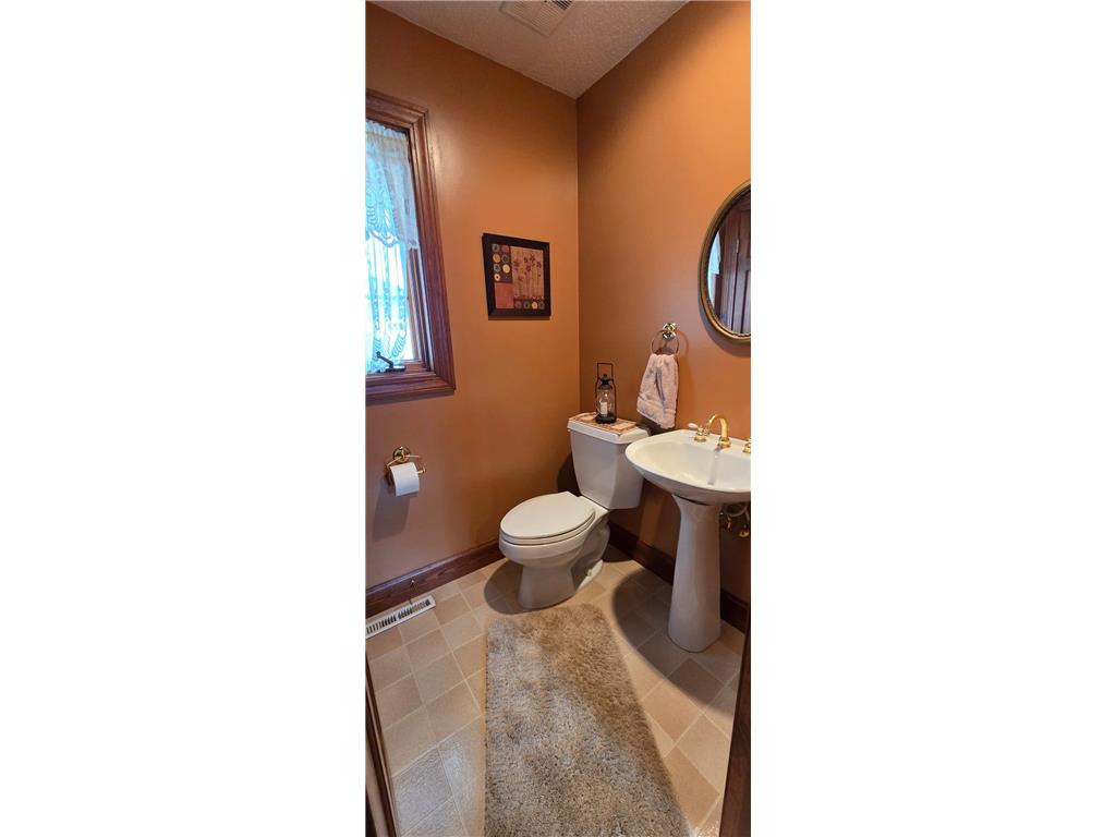 2205 Crabtree Boulevard International Falls MN 56649 7077280 image21