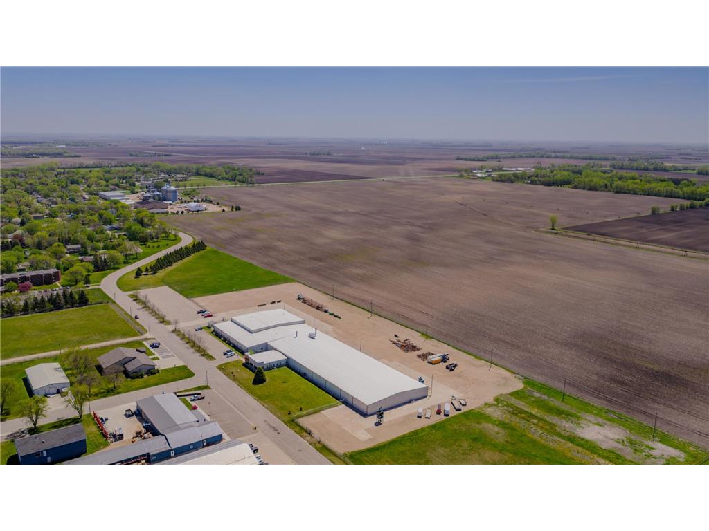 2205 Hall Avenue Benson MN 56215 7076340 image10
