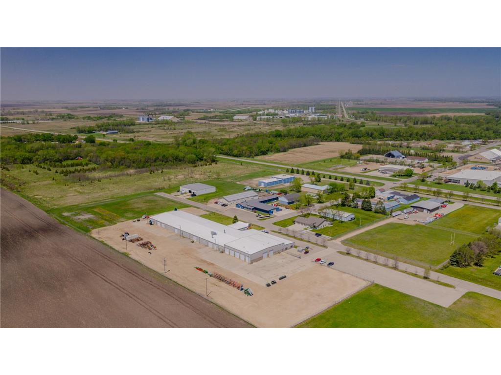 2205 Hall Avenue Benson MN 56215 7076340 image12