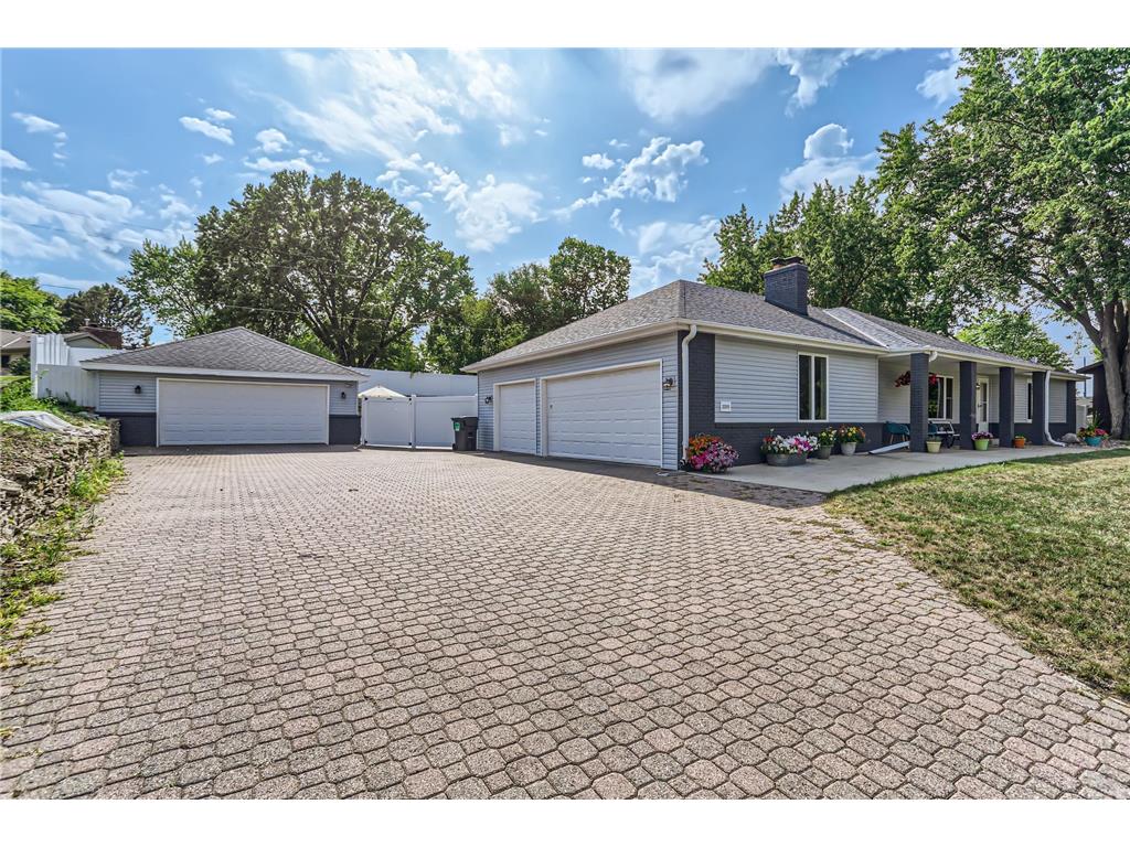2205 Horizon Road Burnsville MN 55337 6401584 image1