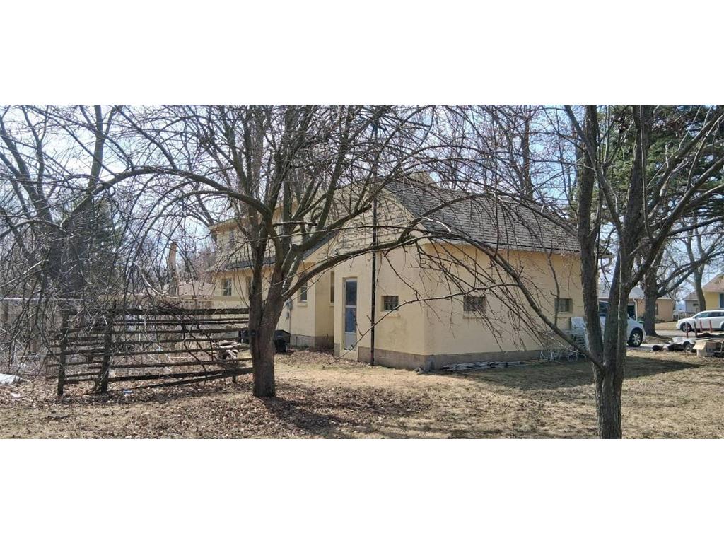 2205 Milo Avenue Albert Lea MN 56007 7042017 image3