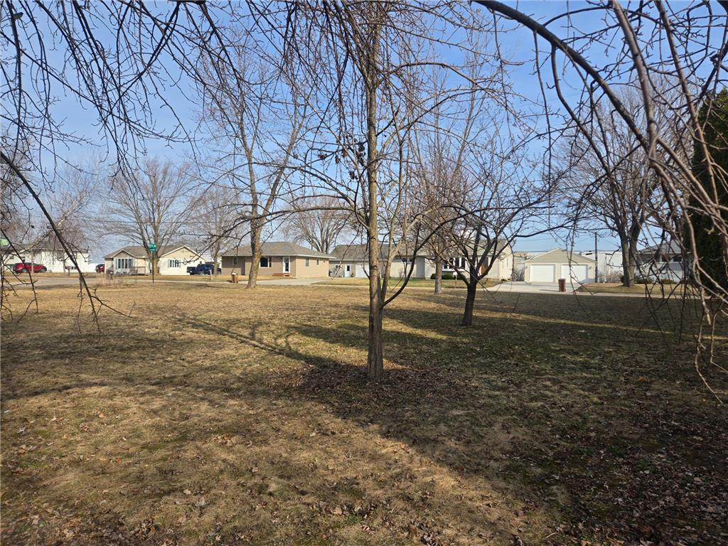 2205 Milo Avenue Albert Lea MN 56007 7042017 image7