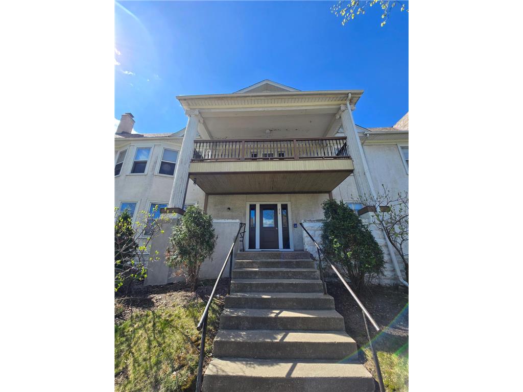 2205 Pleasant Avenue Minneapolis MN 55404 7077239 image2