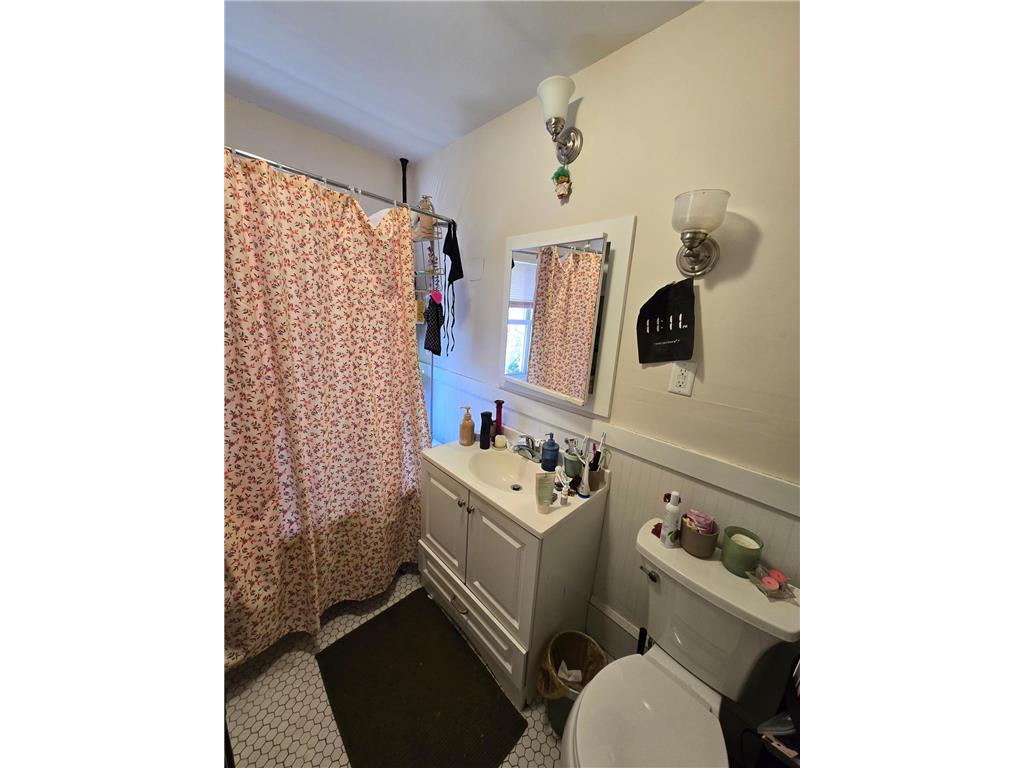 2205 Pleasant Avenue Minneapolis MN 55404 7077239 image22