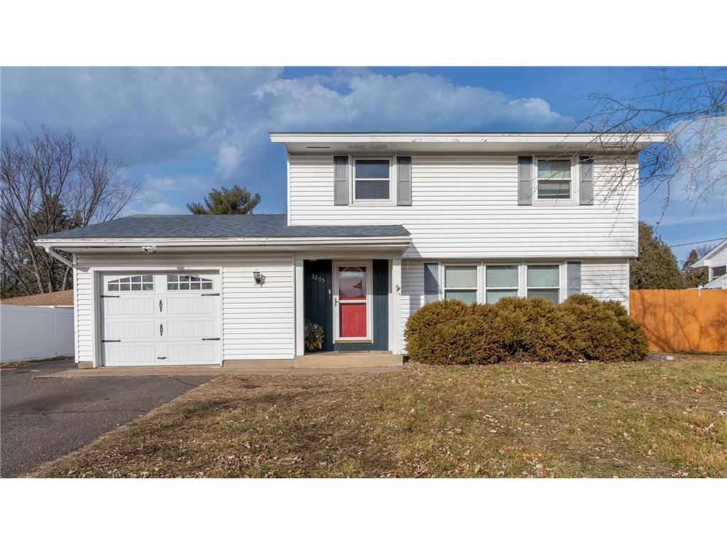 2205 Radatz Avenue Maplewood MN 55109 6481998 image1