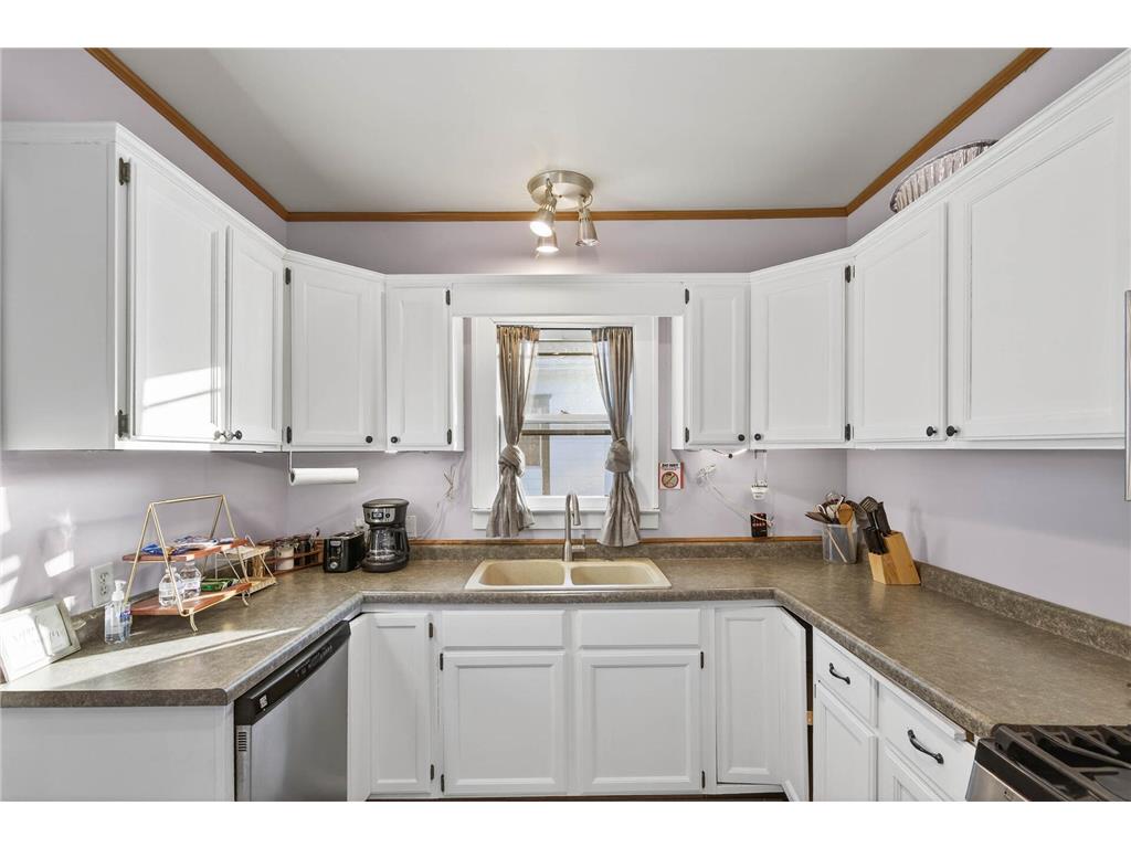 2206 Polk Street NE Minneapolis MN 55418 7020500 image17