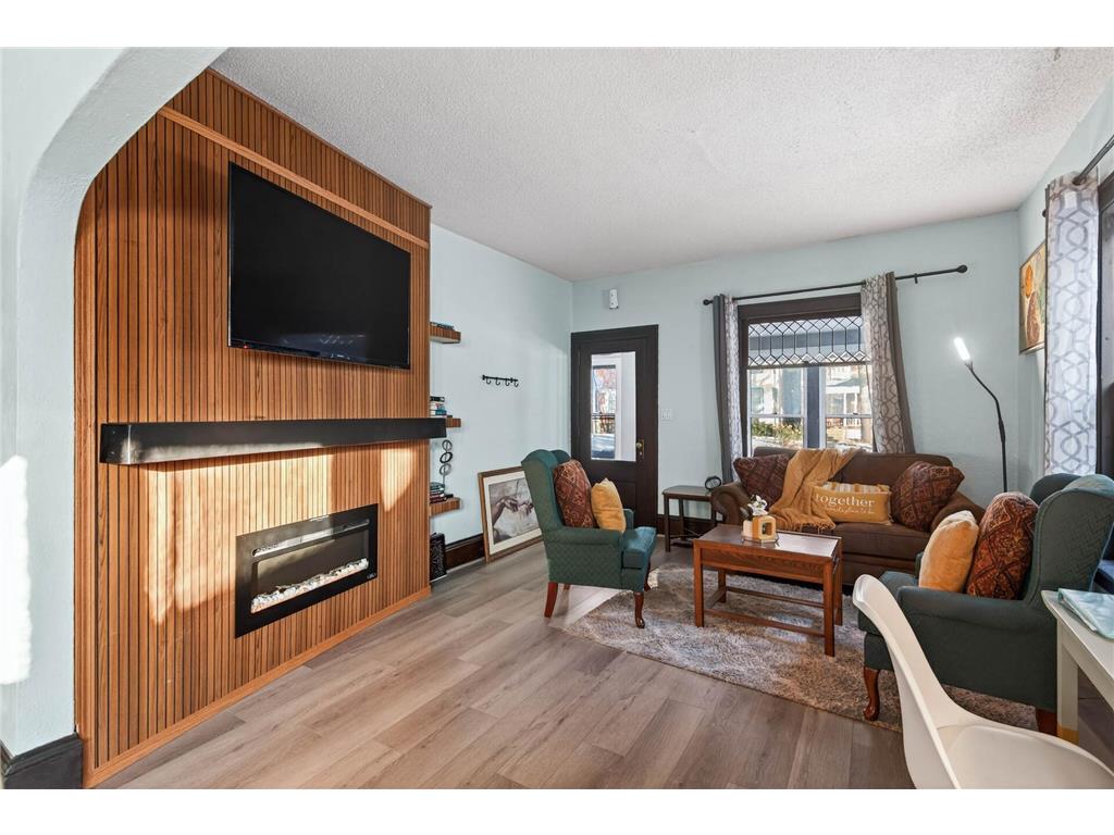 2206 Polk Street NE Minneapolis MN 55418 7109238 image7