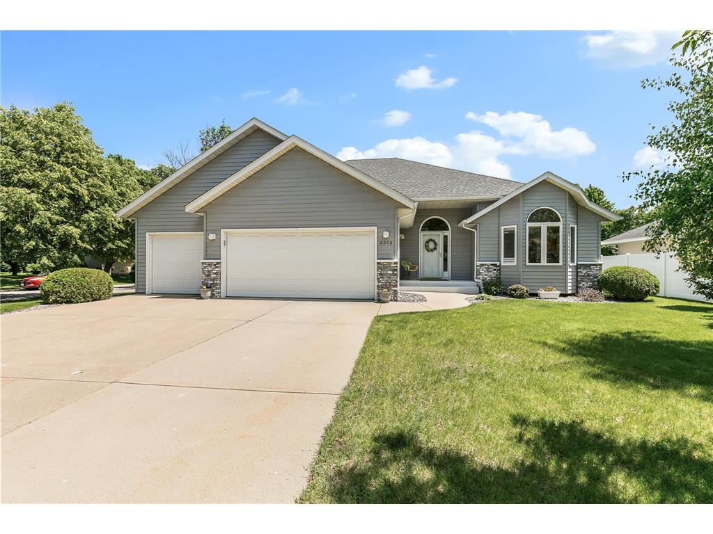 2206 Viking Drive Saint Cloud MN 56301 6549094 image1