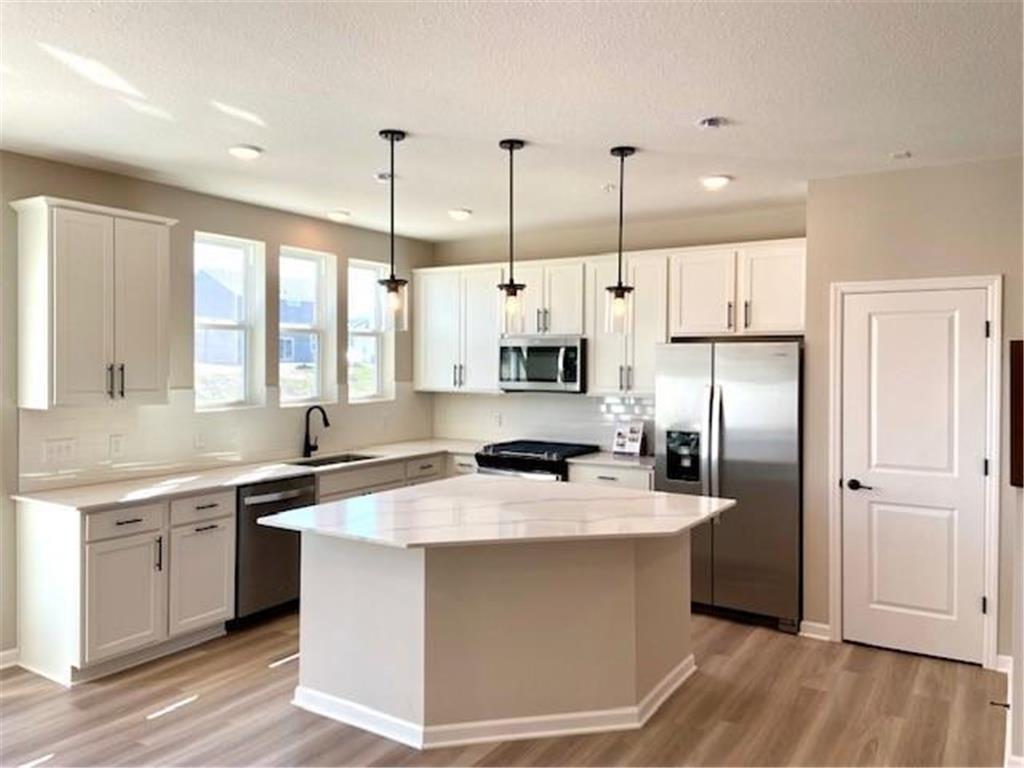 22061 Harvest Avenue Rogers MN 55374 6546253 image1