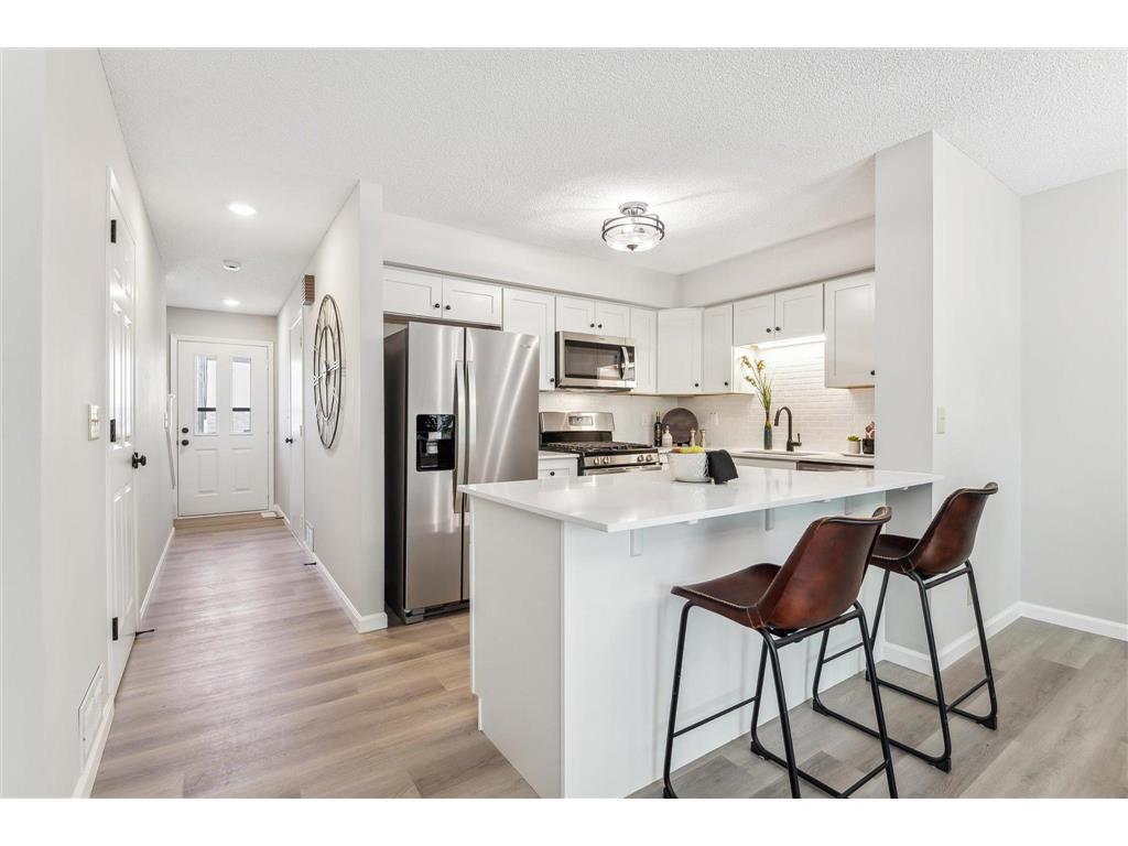 2207 2nd Avenue N Minneapolis MN 55405 6594770 image1