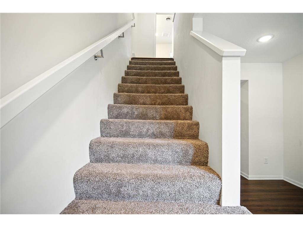 2207 5th Avenue NW Austin MN 55912 6779316 image18