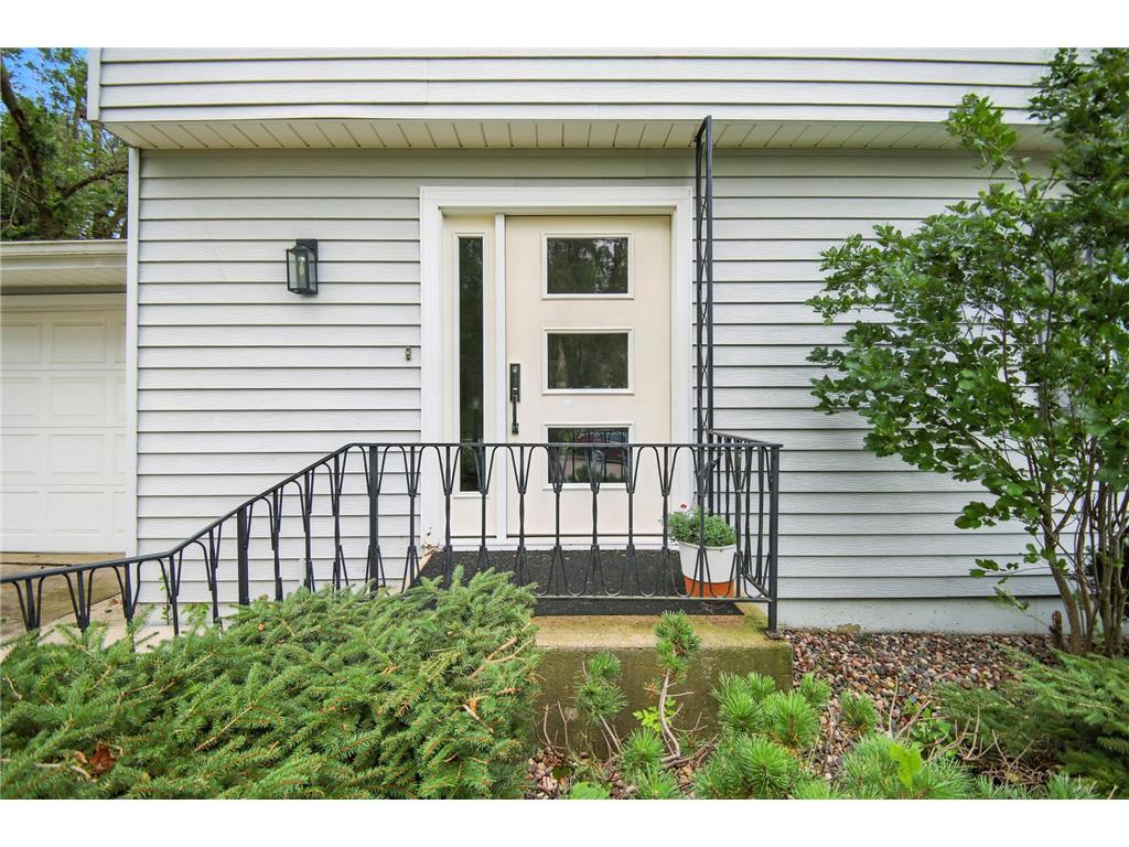 2207 5th Avenue NW Austin MN 55912 6779316 image2