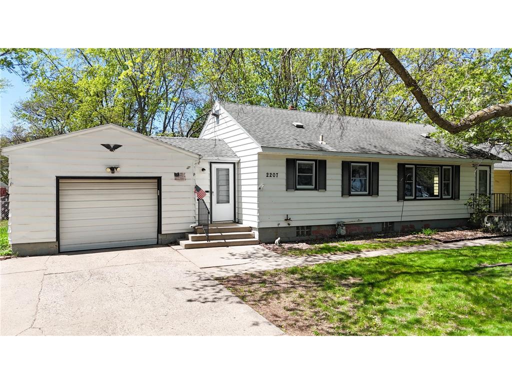 2207 Clearwater Road Saint Cloud MN 56301 6716176 image1