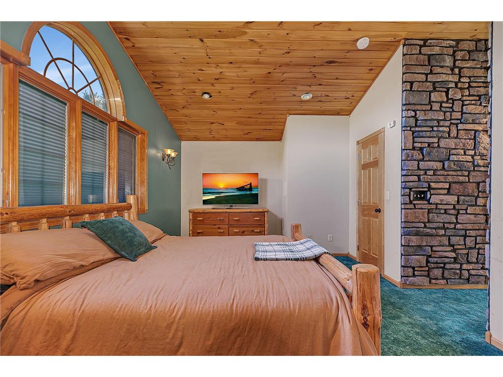 2207 Riverdale Road Mora MN 55051 - Snake River 7063666 image21