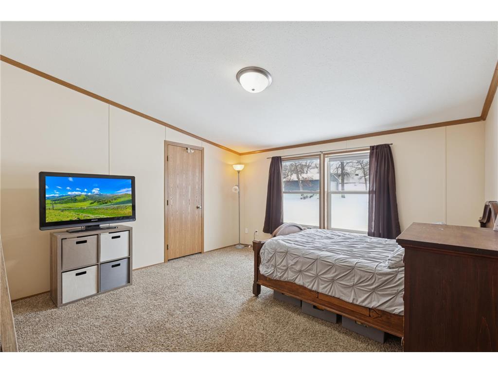 2207 Robin Lane Buffalo MN 55313 7079762 image19