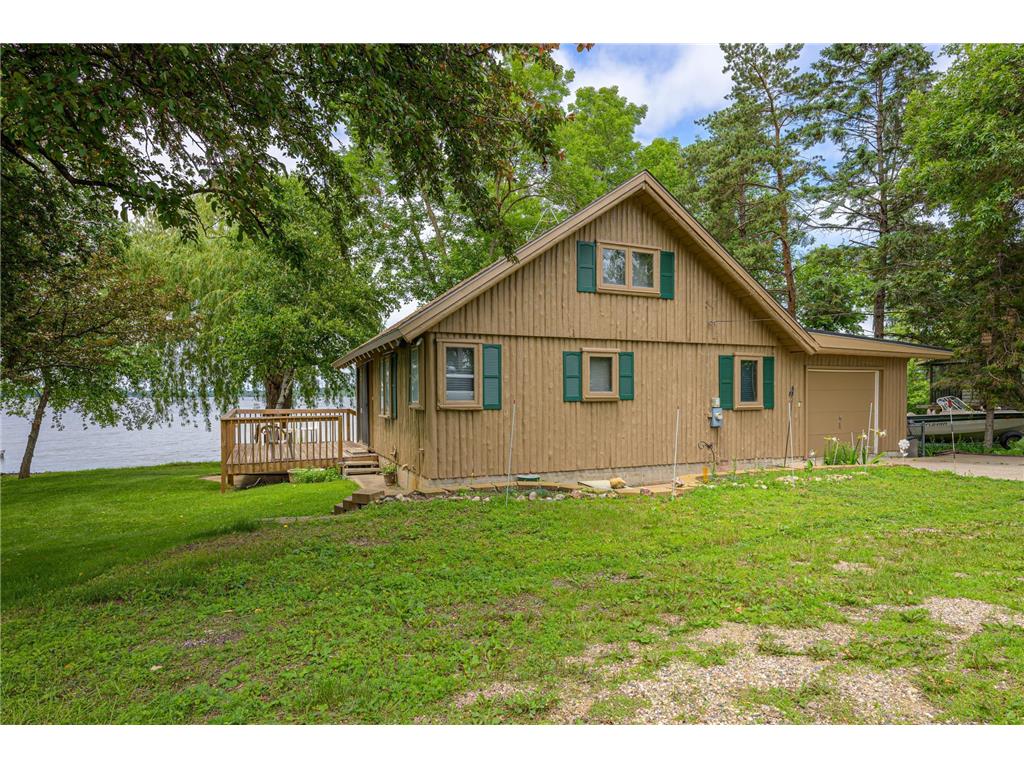 22077 Csah 14 Darwin MN 55324 - Stella 6630184 image1