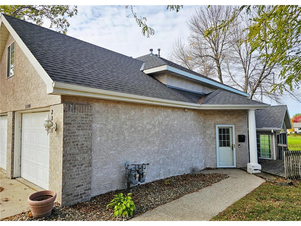 2208 10th Avenue SE #12 Willmar MN 56201 6696470 image24