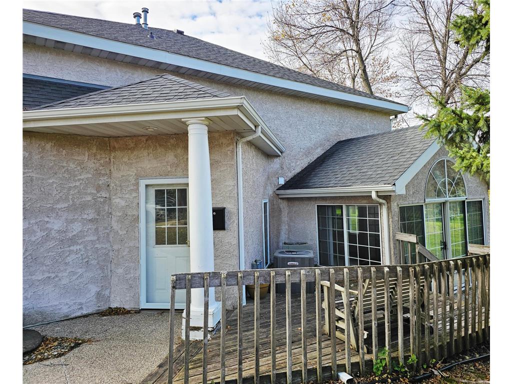 2208 10th Avenue SE #12 Willmar MN 56201 6696470 image4