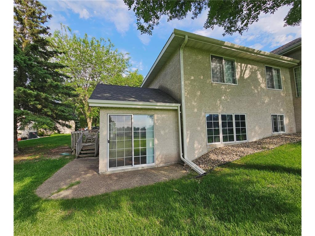 2208 10th Avenue SE #12 Willmar MN 56201 6696470 image6
