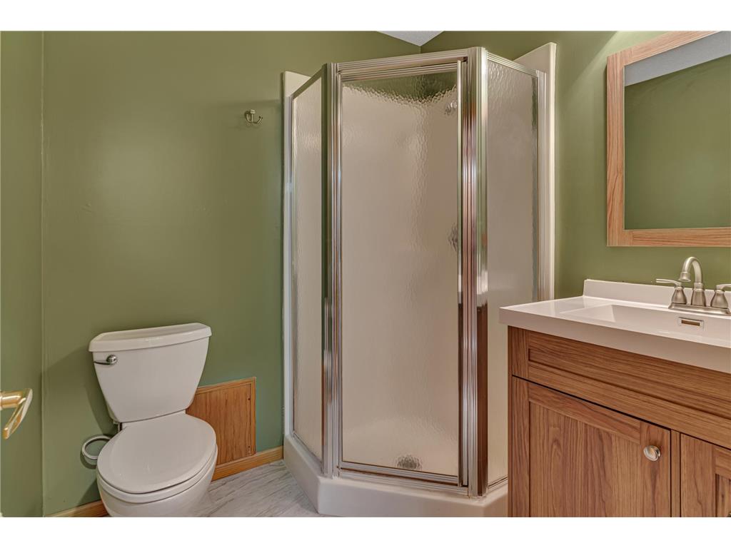 2208 10th Avenue SE Willmar MN 56201 7016030 image16