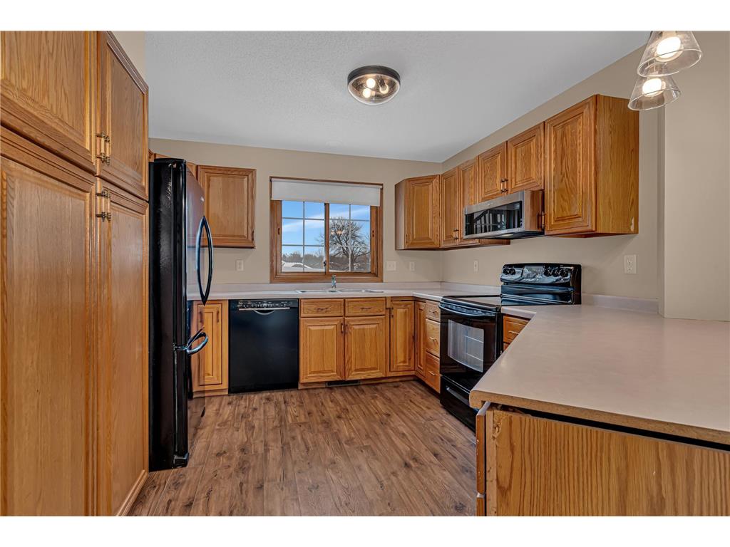 2208 10th Avenue SE Willmar MN 56201 7016030 image5
