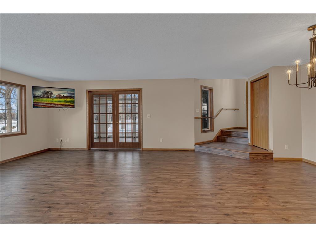 2208 10th Avenue SE Willmar MN 56201 7016030 image7