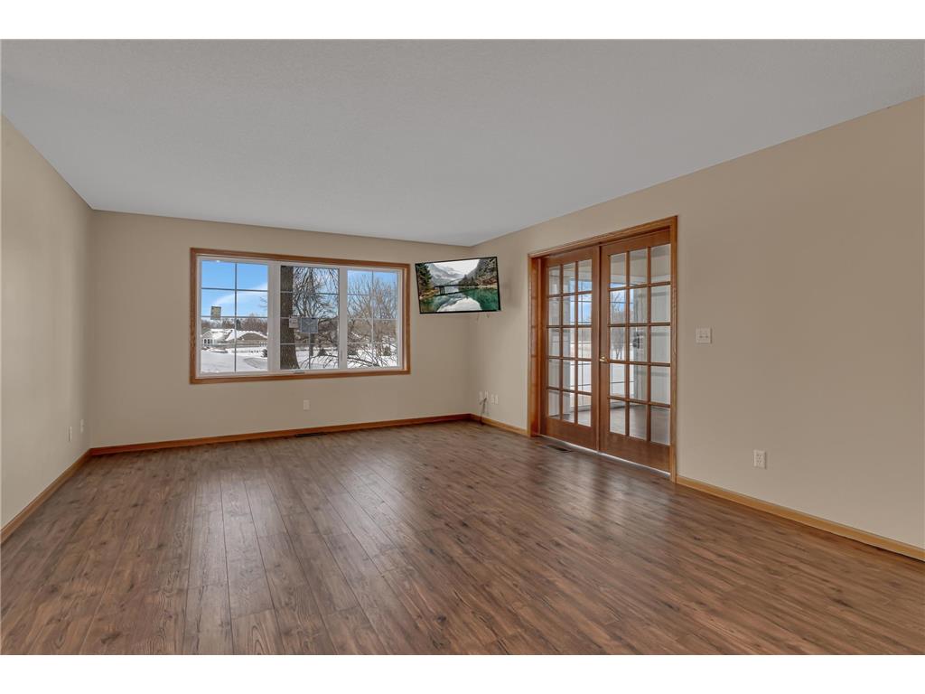 2208 10th Avenue SE Willmar MN 56201 7016030 image8