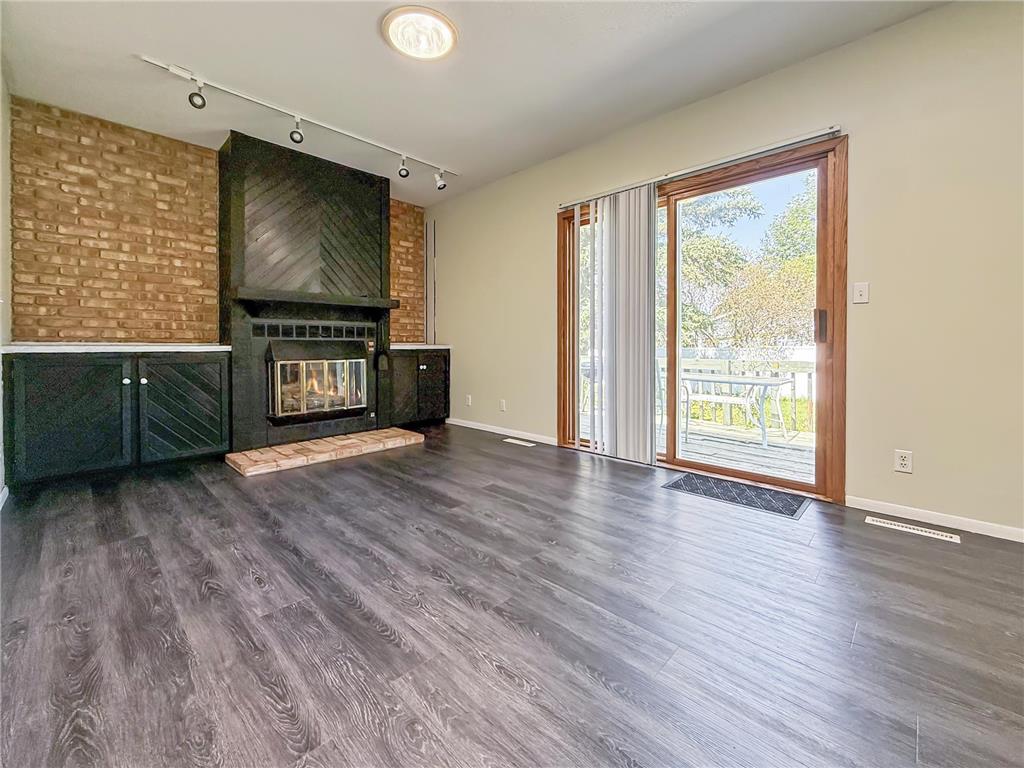 2208 5th Avenue SE Willmar MN 56201 6764360 image1