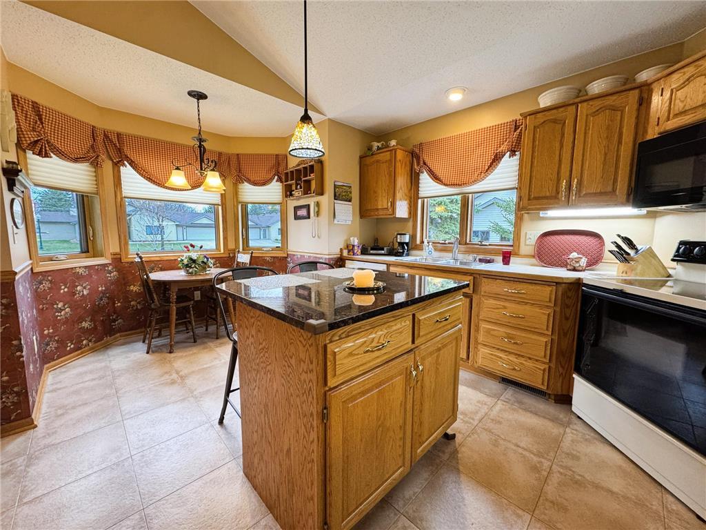 2208 Arrowwood Court Fergus Falls MN 56537 7069471 image6