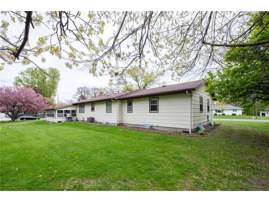 2208 Clare Drive North Mankato MN 56003 7070434 image24