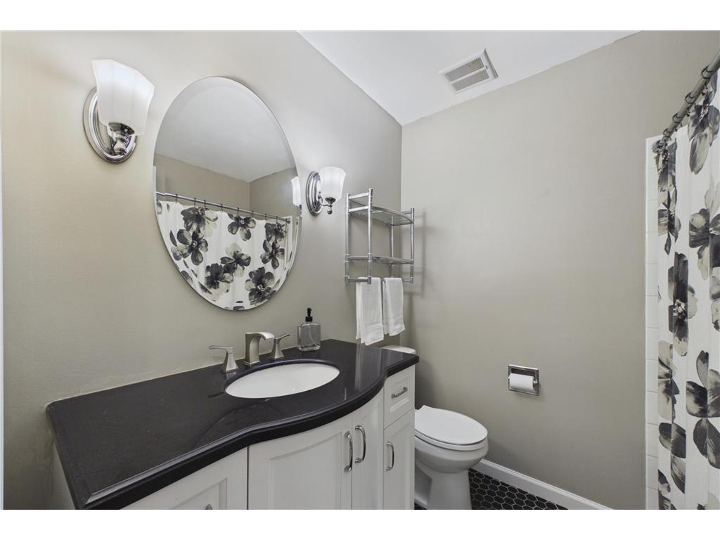 2208 Grimm Road Chaska MN 55318 7079957 image15