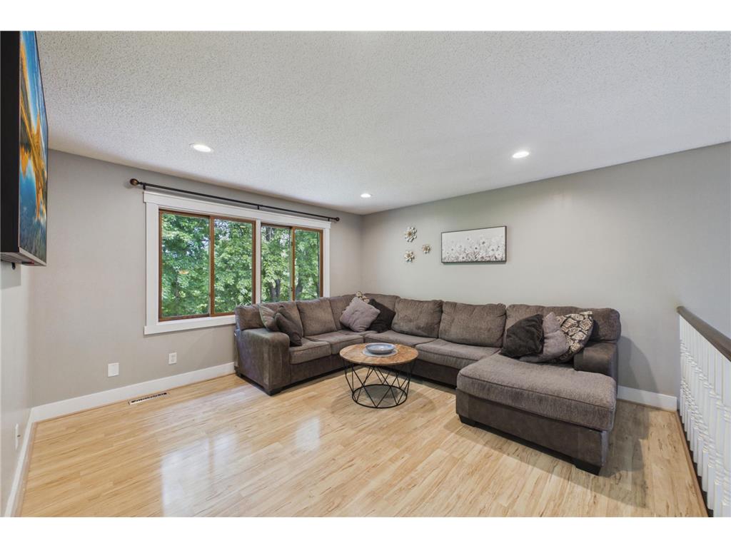 2208 Grimm Road Chaska MN 55318 7079957 image4