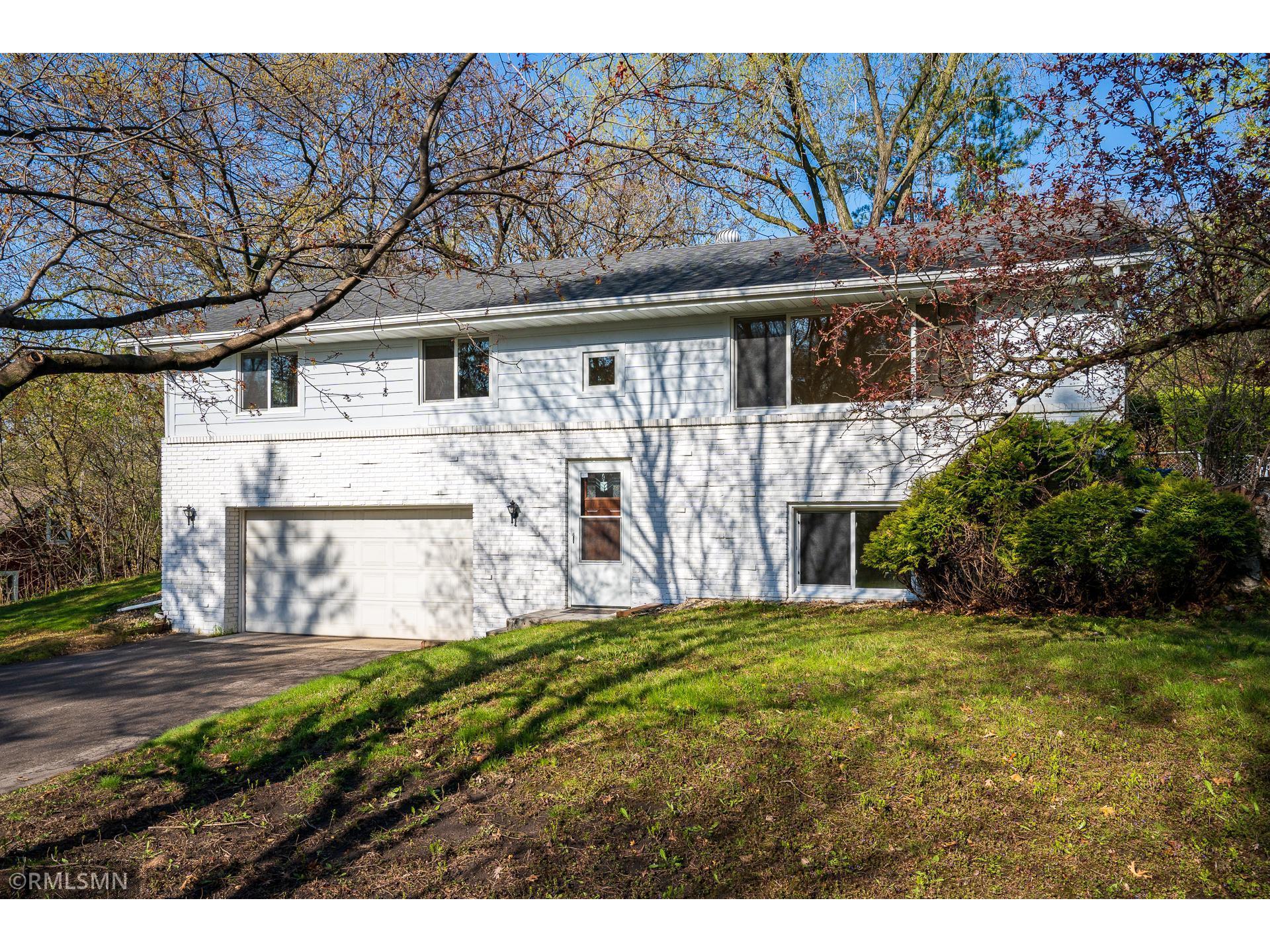 2208 Hopkins Crossroad, MN, 55305 MLS 7078797 Edina Realty