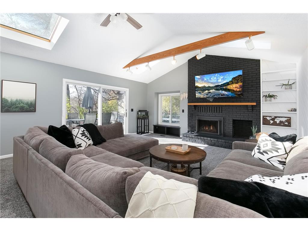 2208 Hopkins Crossroad Minnetonka MN 55305 6329109 image1