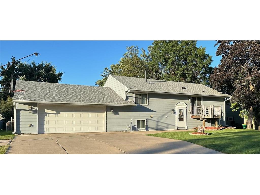 2208 Laramie Trail Brooklyn Park MN 55444 6596361 image1