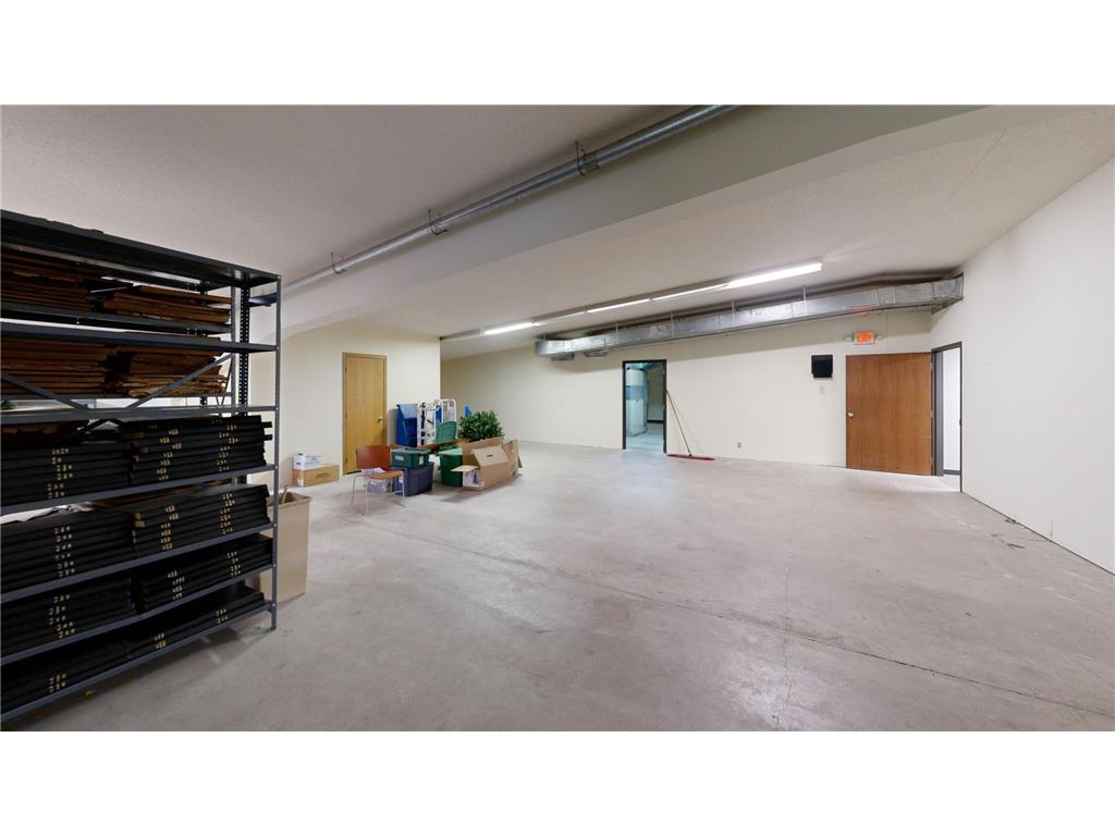 2208 Trott Avenue SW Willmar MN 56201 6746257 image35