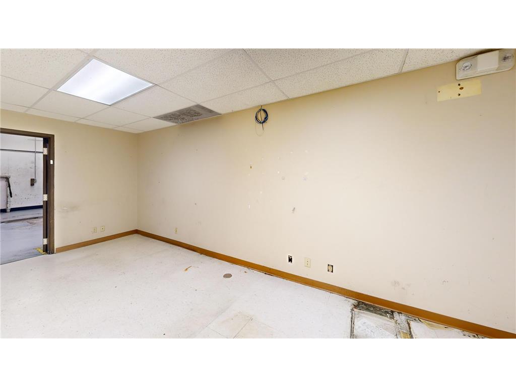 2208 Trott Avenue SW Willmar MN 56201 6746257 image51