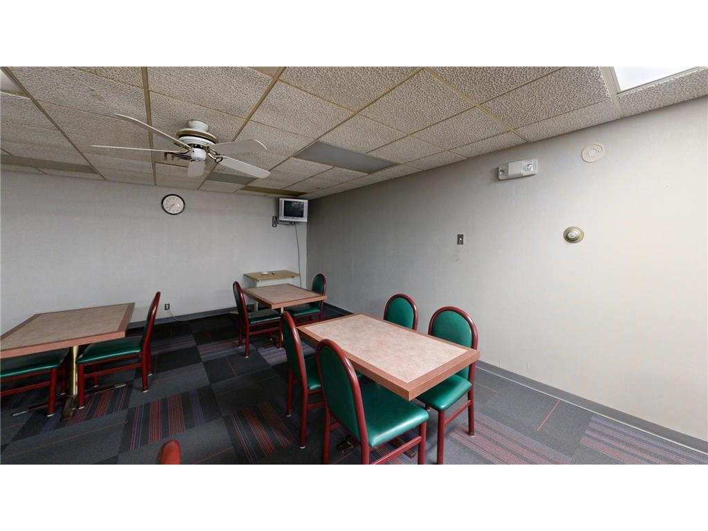 2208 Trott Avenue SW Willmar MN 56201 6746257 image55