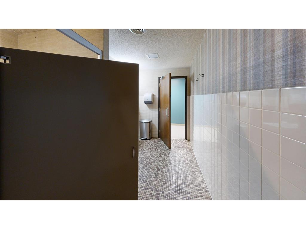 2208 Trott Avenue SW Willmar MN 56201 6746257 image61