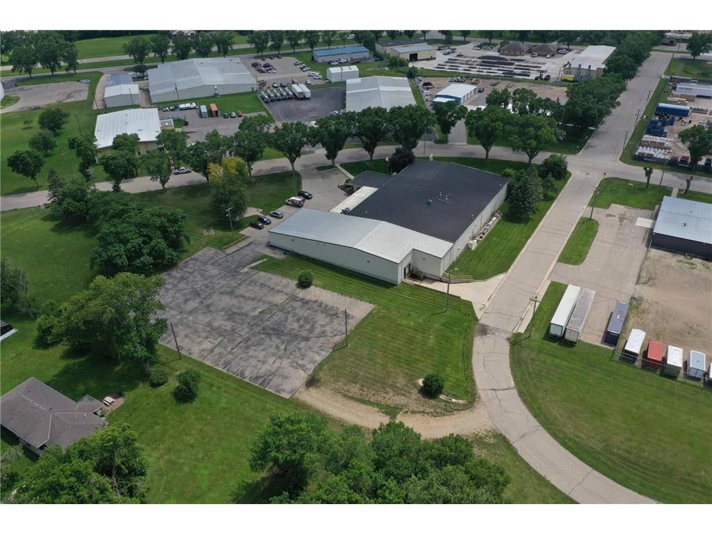 2208 Trott Avenue SW Willmar MN 56201 6746257 image69