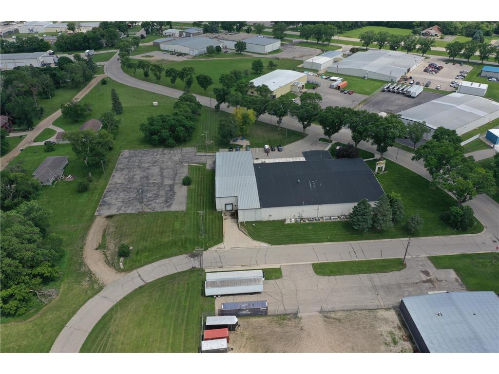 2208 Trott Avenue SW Willmar MN 56201 6746257 image70