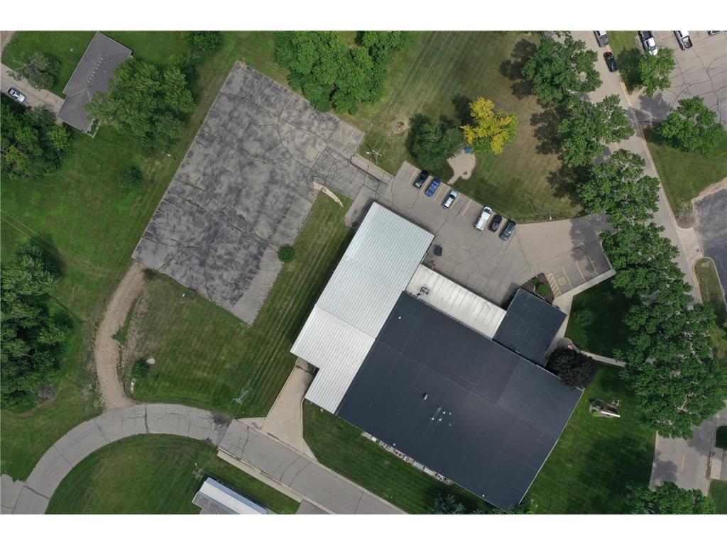 2208 Trott Avenue SW Willmar MN 56201 6746257 image73