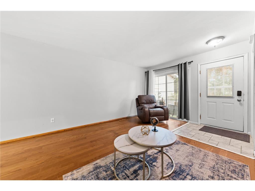 2208 Williams Drive Burnsville MN 55337 7084392 image7