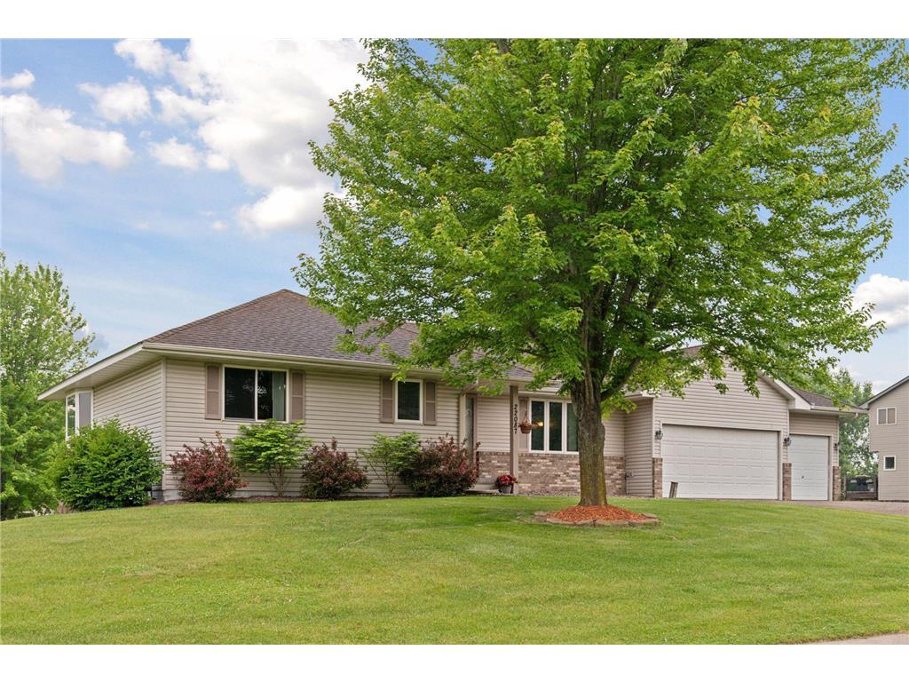 22087 Jasmine Way, Rogers, MN, 55374 MLS 6736862 Edina Realty