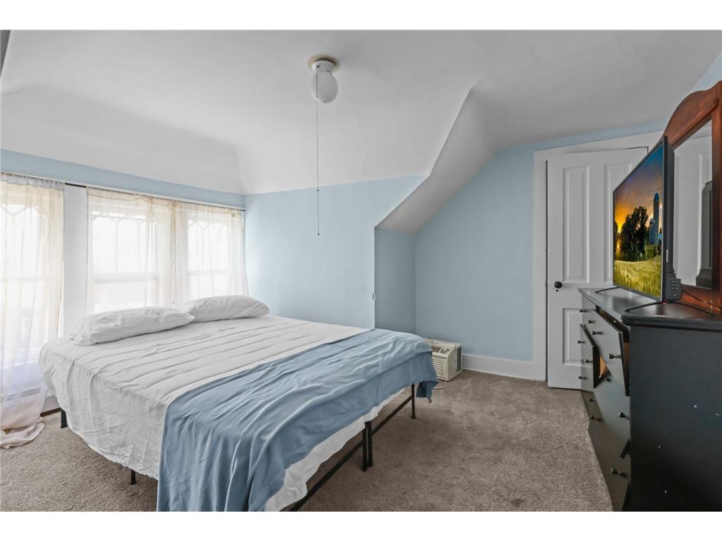 2209 Aldrich Avenue S Minneapolis MN 55405 6823274 image27