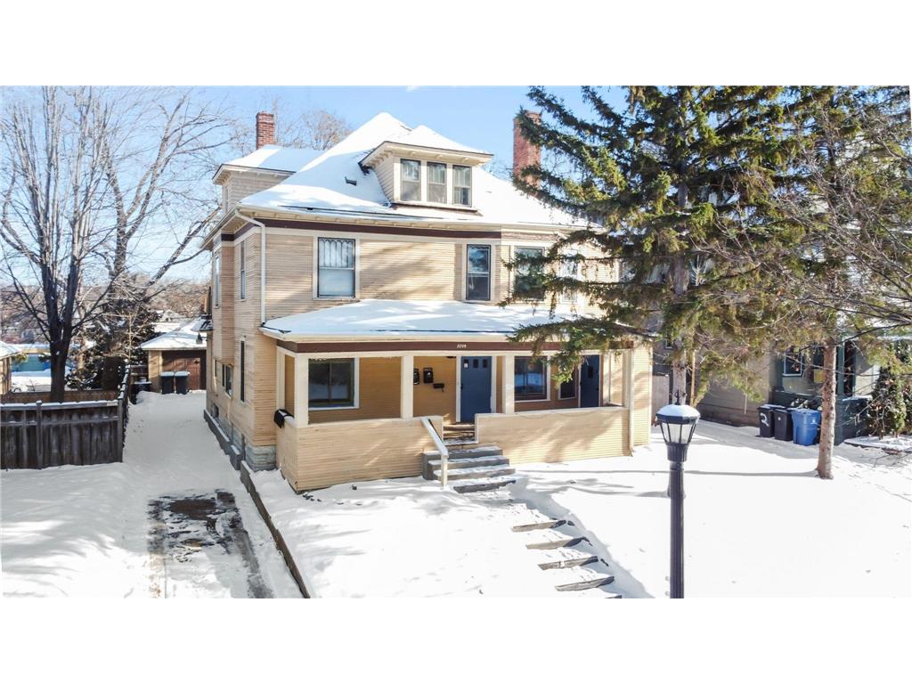 2209 Aldrich Avenue S Minneapolis MN 55405 7038532 image1