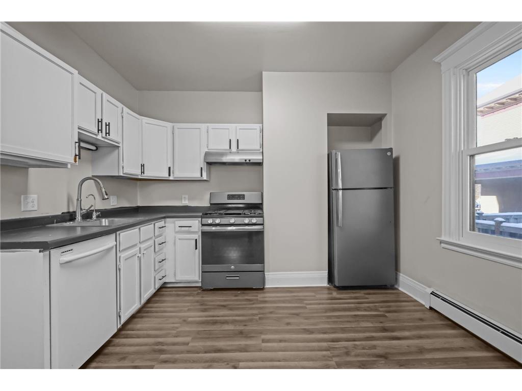 2209 Aldrich Avenue S Minneapolis MN 55405 7038532 image11