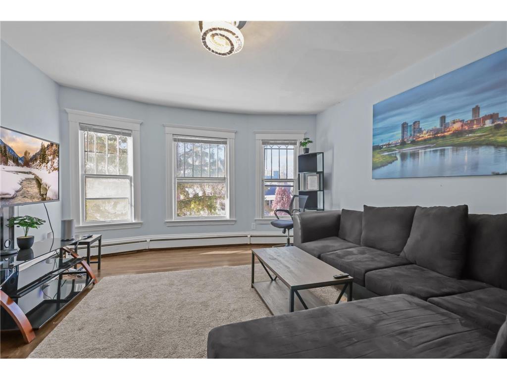 2209 Aldrich Avenue S Minneapolis MN 55405 7038532 image16