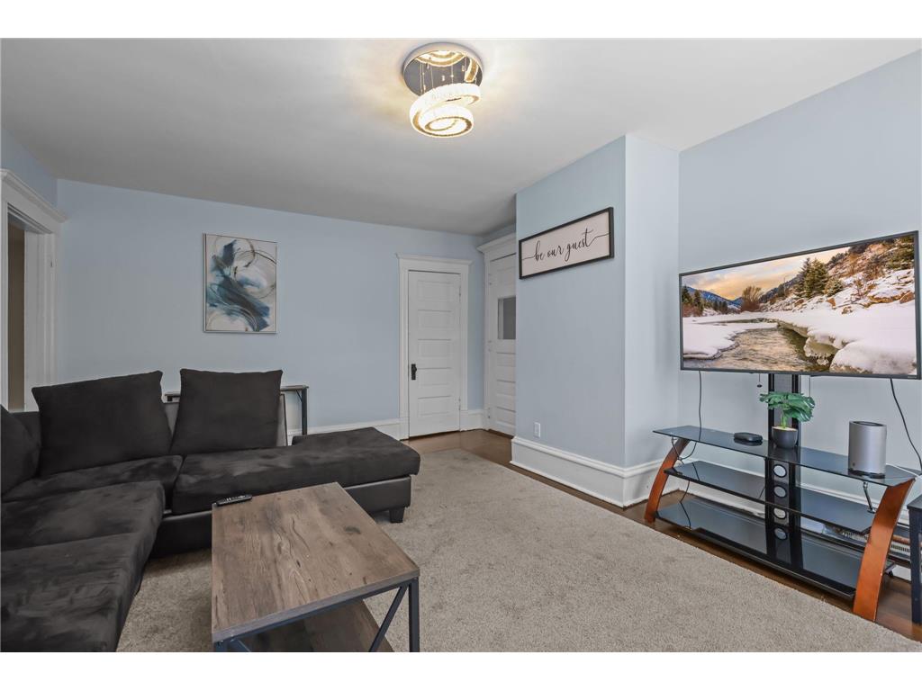 2209 Aldrich Avenue S Minneapolis MN 55405 7038532 image17