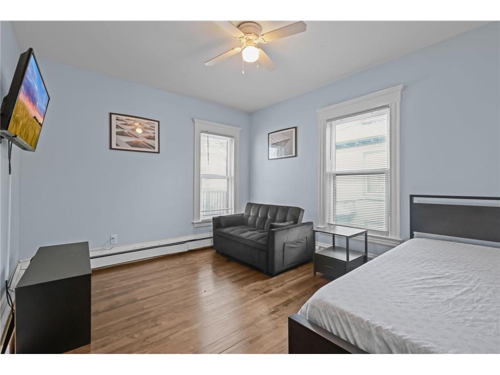 2209 Aldrich Avenue S Minneapolis MN 55405 7038532 image21